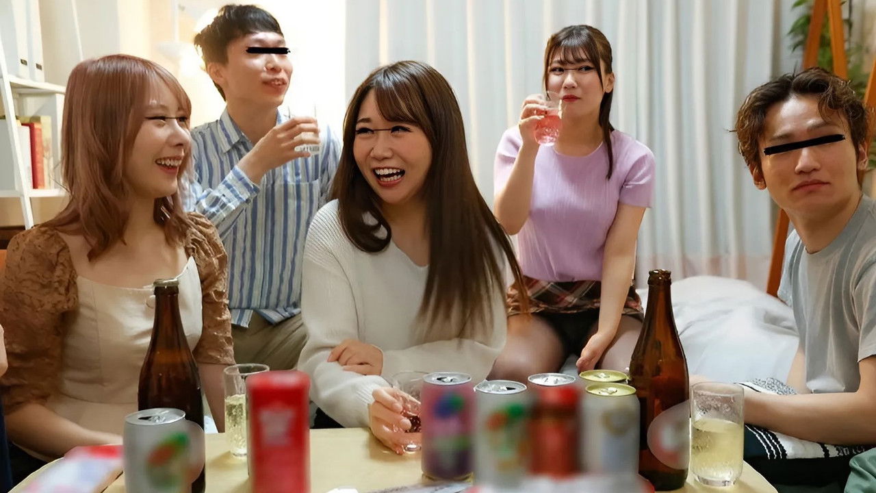 集団追いかけ回しレ×プ　サークルの宅飲みでやってきた新入生を家中追いかけ回してレ×プしまくって歓迎してヤリました。 backdrop