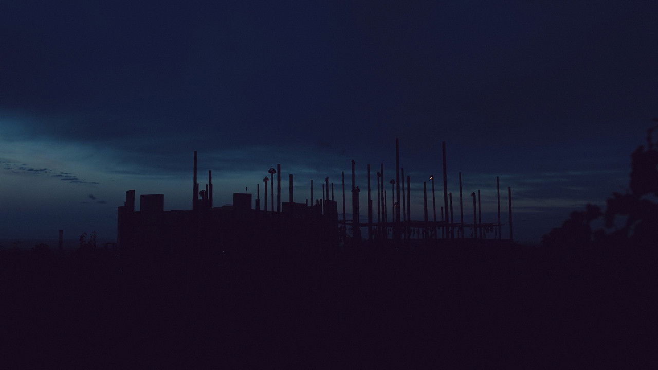 Tegui: Un asunto de familia backdrop