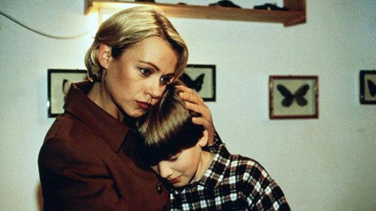 Klassenziel Mord backdrop