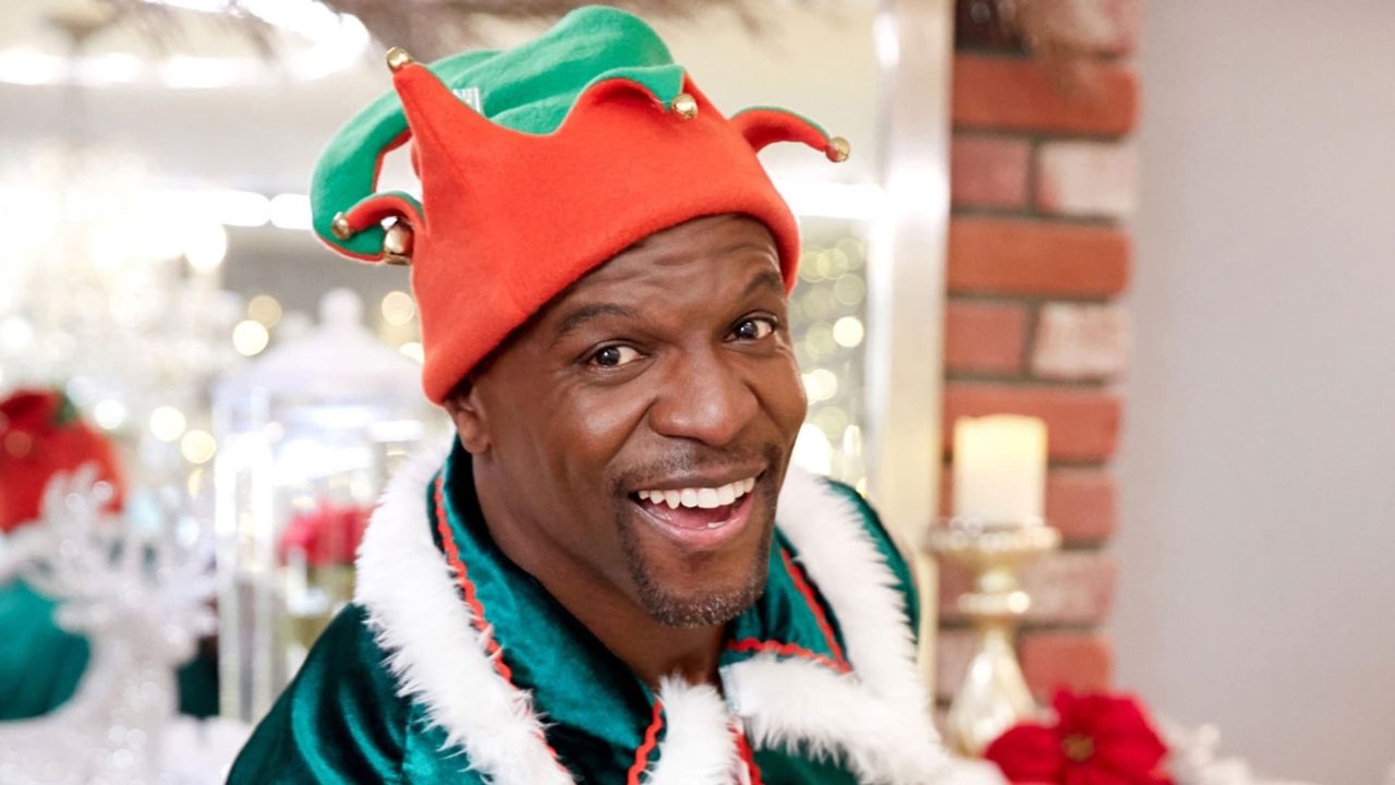 Terry Crews Saves Christmas backdrop