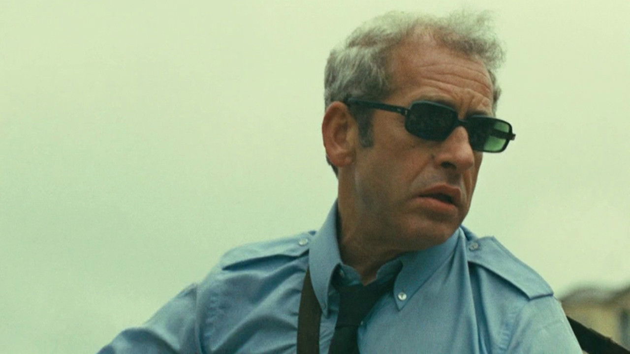 La Question ordinaire backdrop