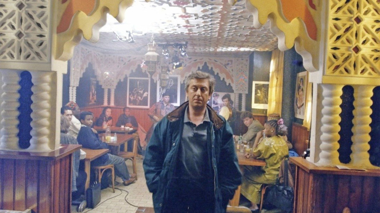 Black Light backdrop