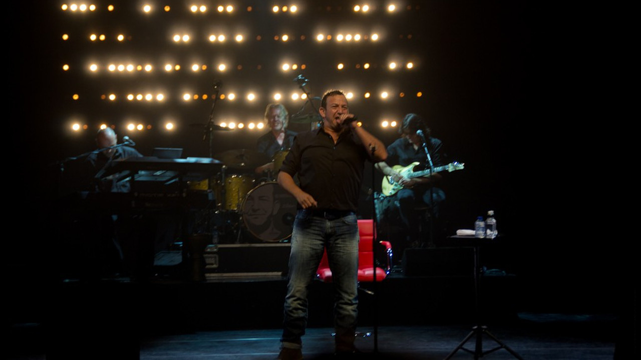 Najib Amhali: I Amhali backdrop