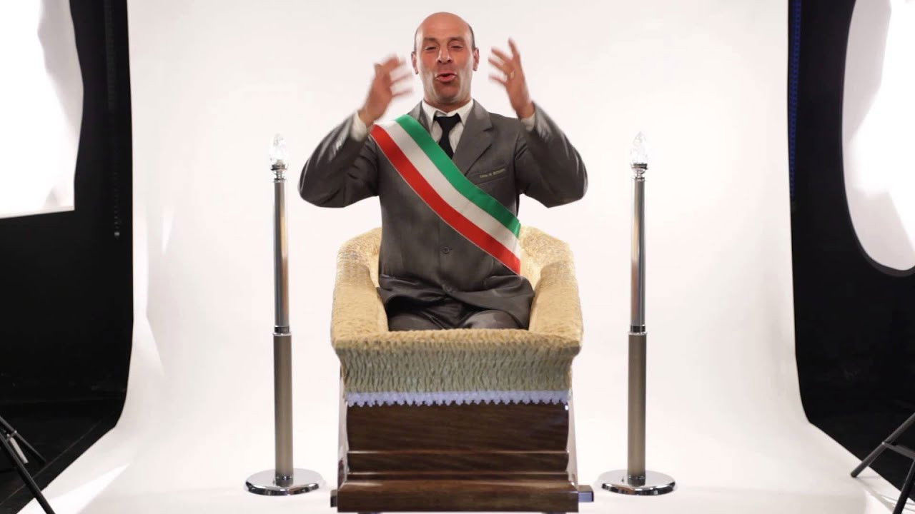 Pinuccio Lovero - Yes I Can backdrop