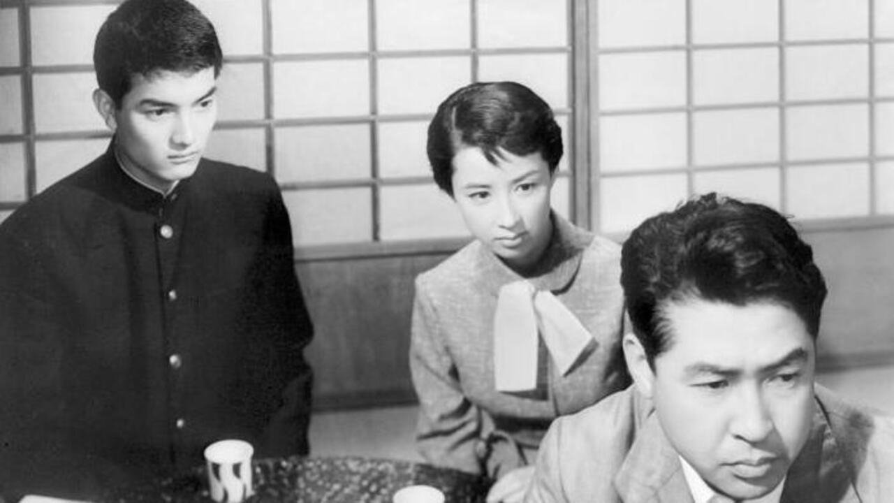 Atarashii Sebiro backdrop