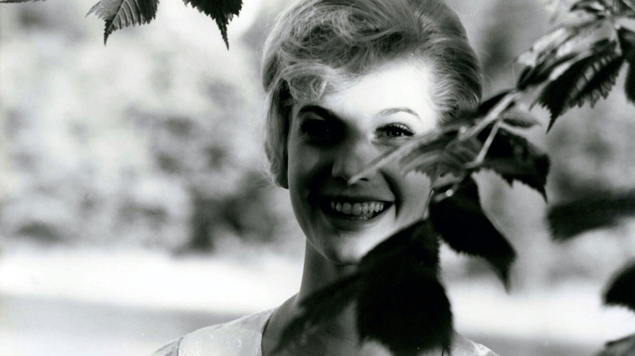 Ljuvlig är sommarnatten backdrop