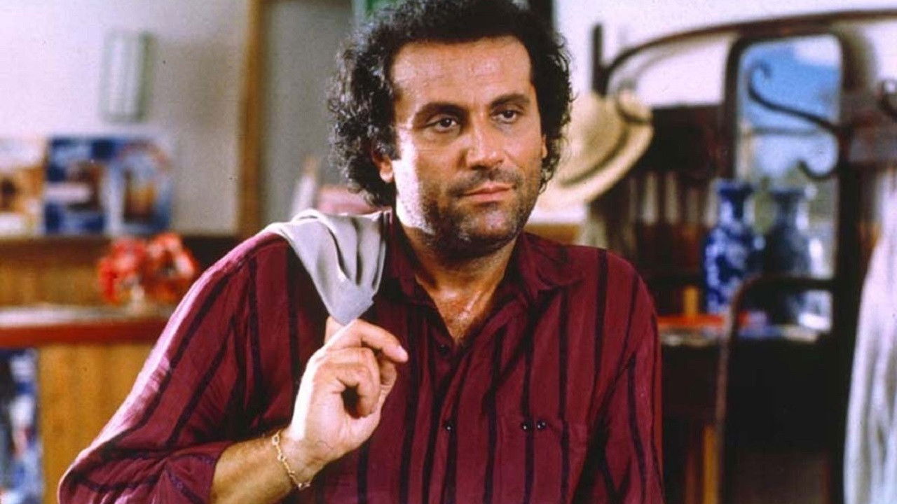 Ne parliamo lunedì backdrop