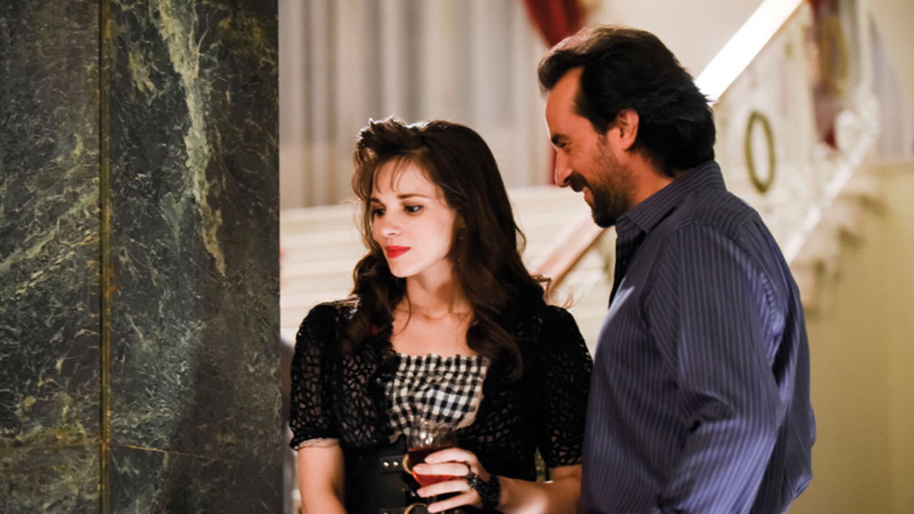 Roza of Smyrna backdrop