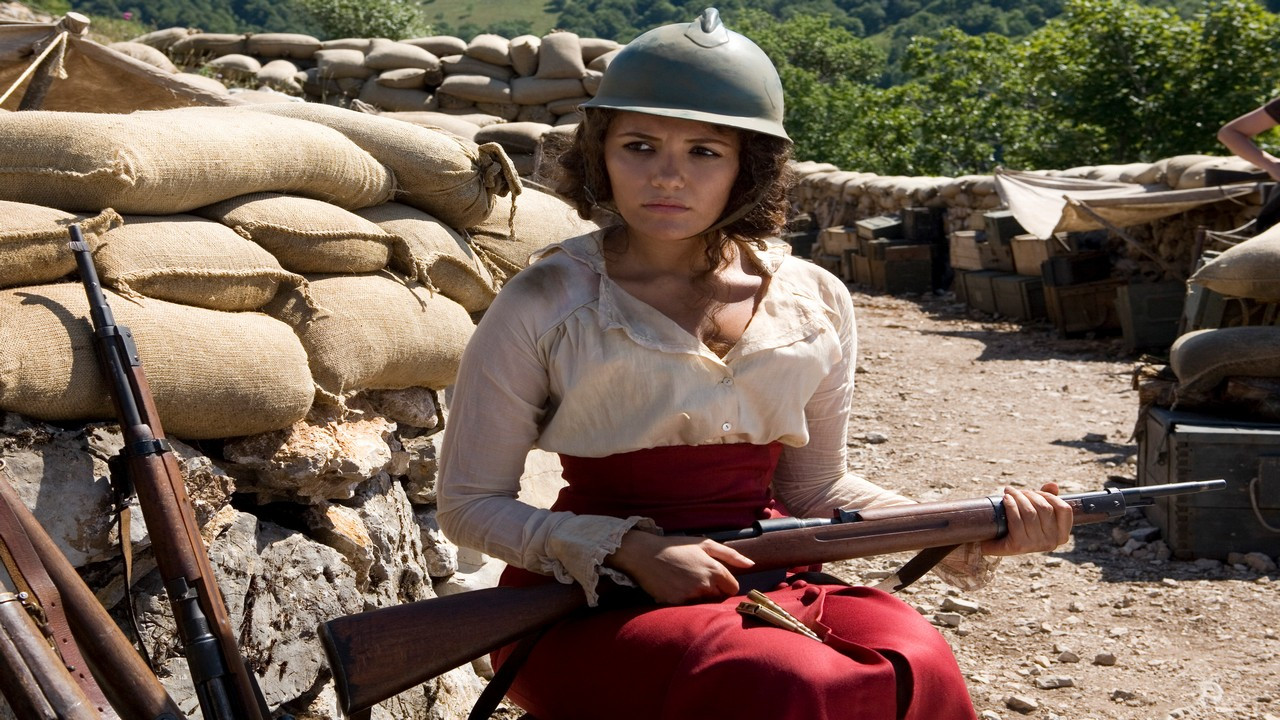 Eroi per caso backdrop