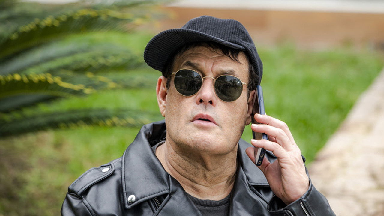 Mallandro: O Errado que Deu Certo backdrop