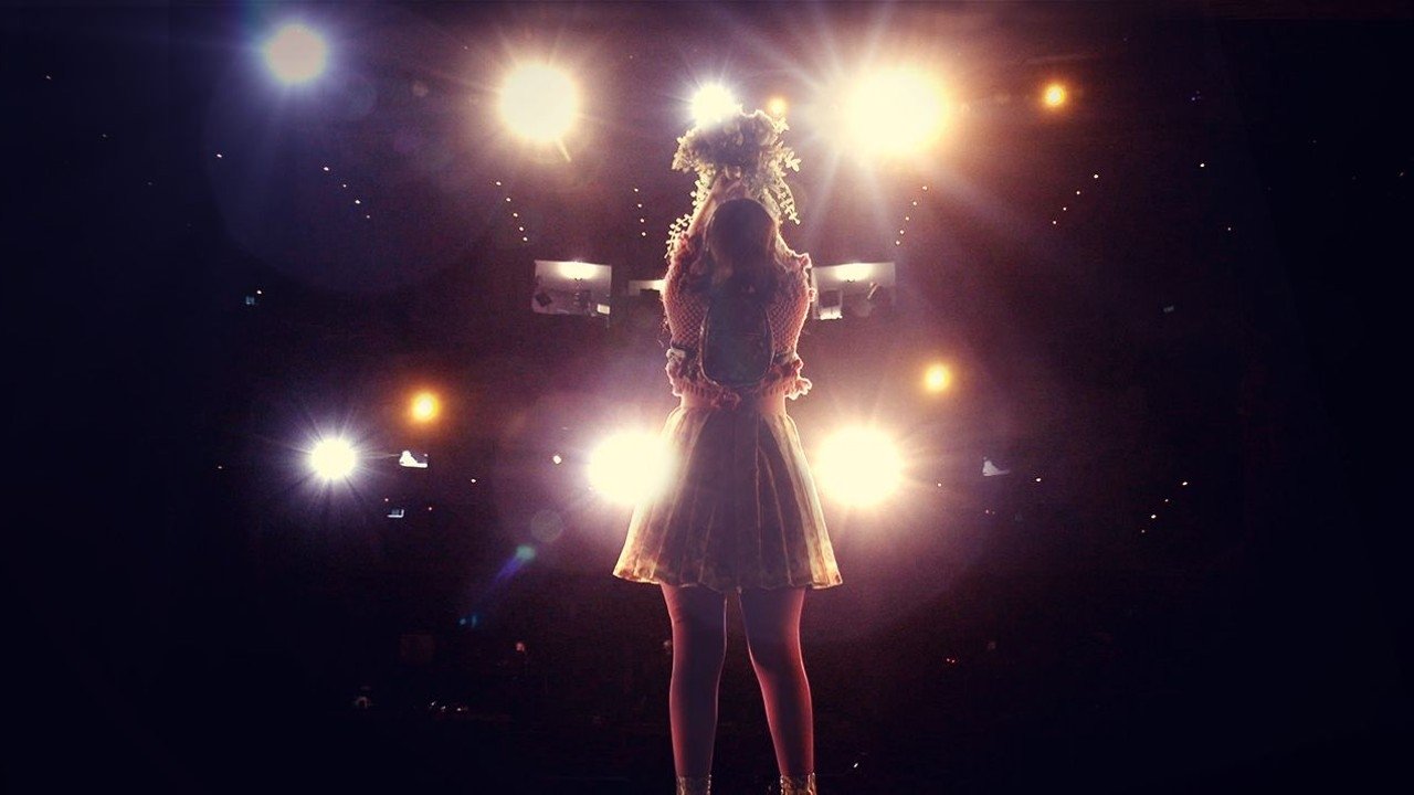 Making Muriel backdrop