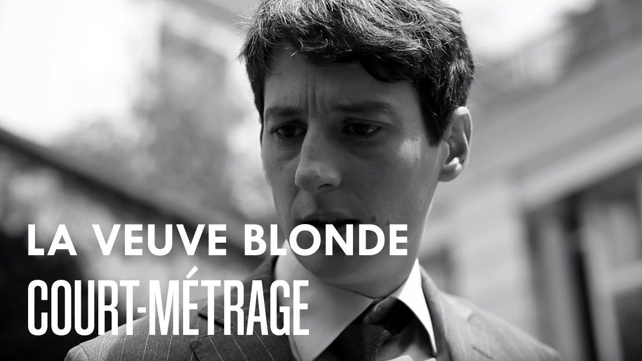 La veuve blonde backdrop