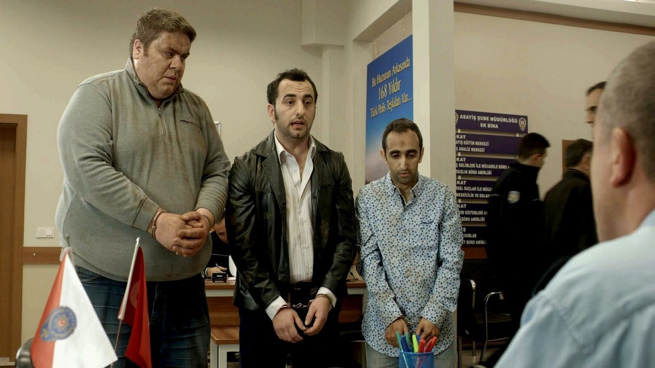 Ali Kundilli backdrop