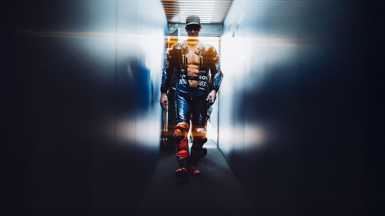 Intérieur Sport : Fabio Quartararo - Obsession(s) backdrop