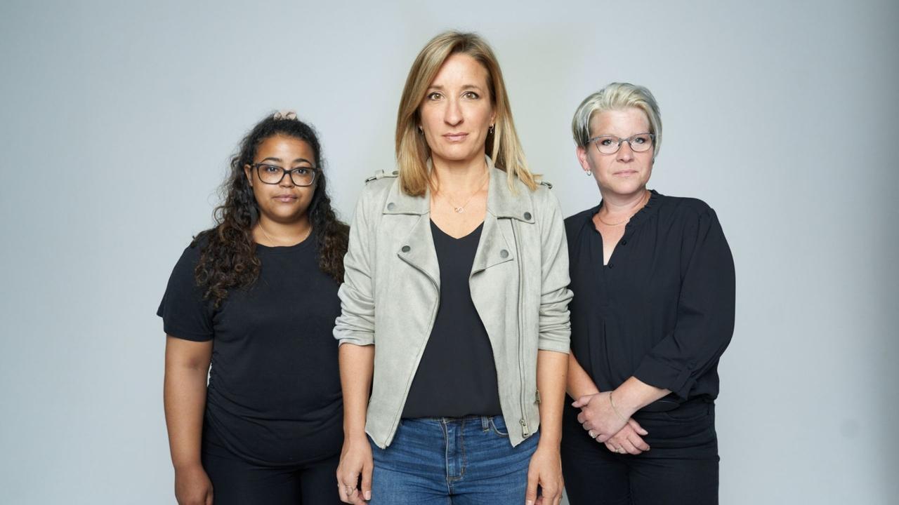 L'appartement 5 backdrop