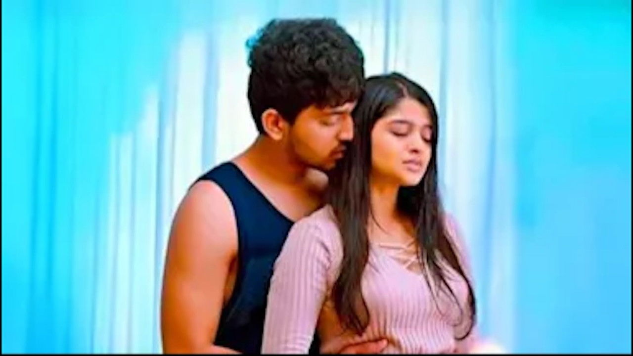 Naduve Antaravirali backdrop