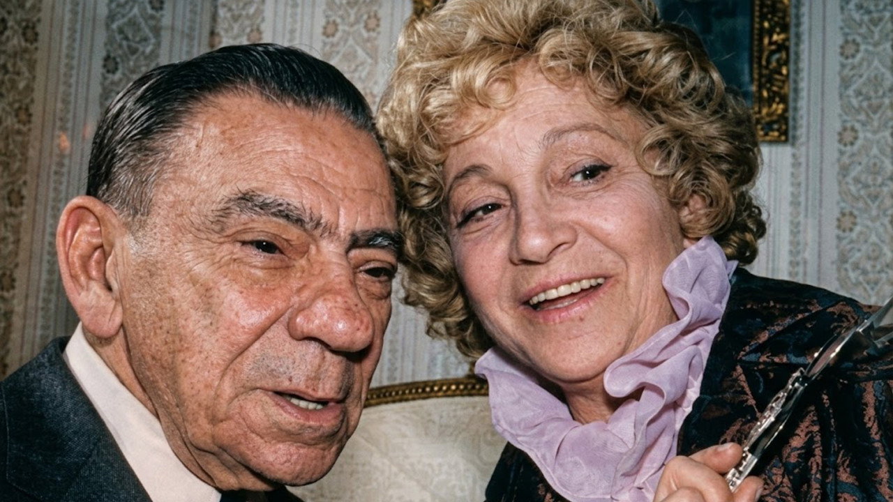 As Divinas… e Maravilhosas backdrop