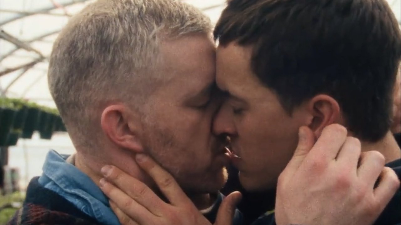 Plainclothes backdrop