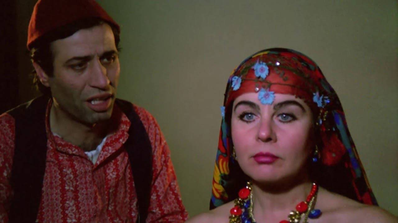 Kanlı Nigar backdrop