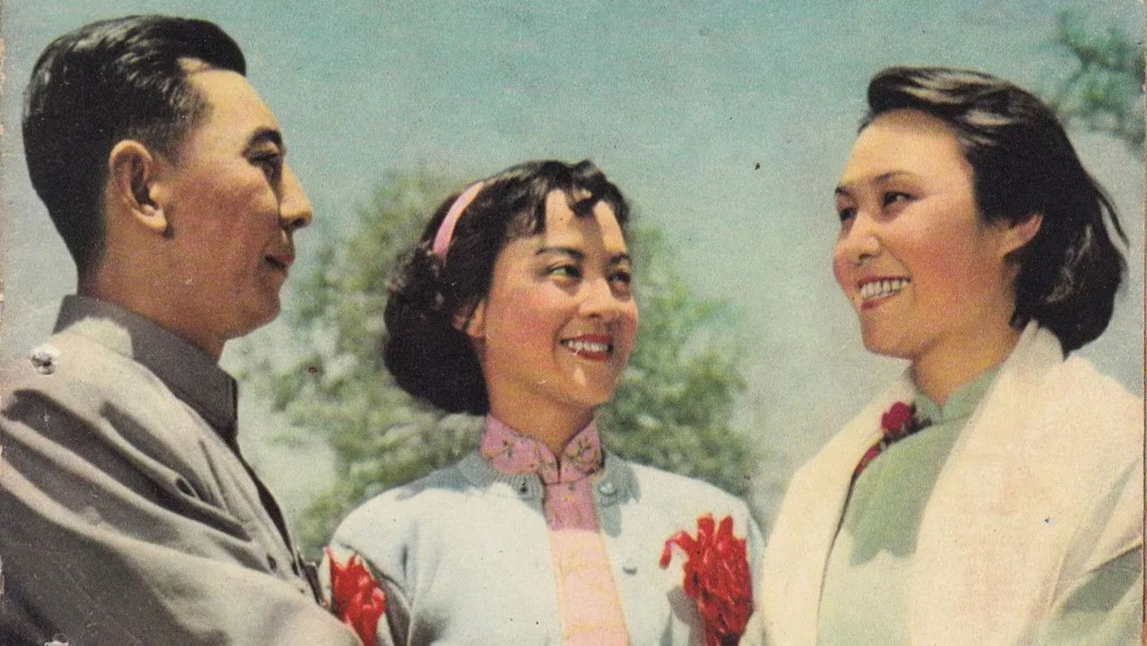 Spring Reigns Everywhere backdrop