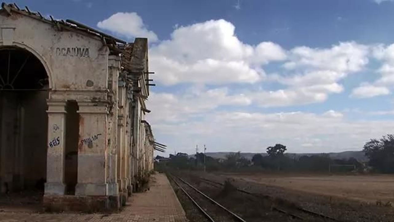 Magnificent Desolation backdrop