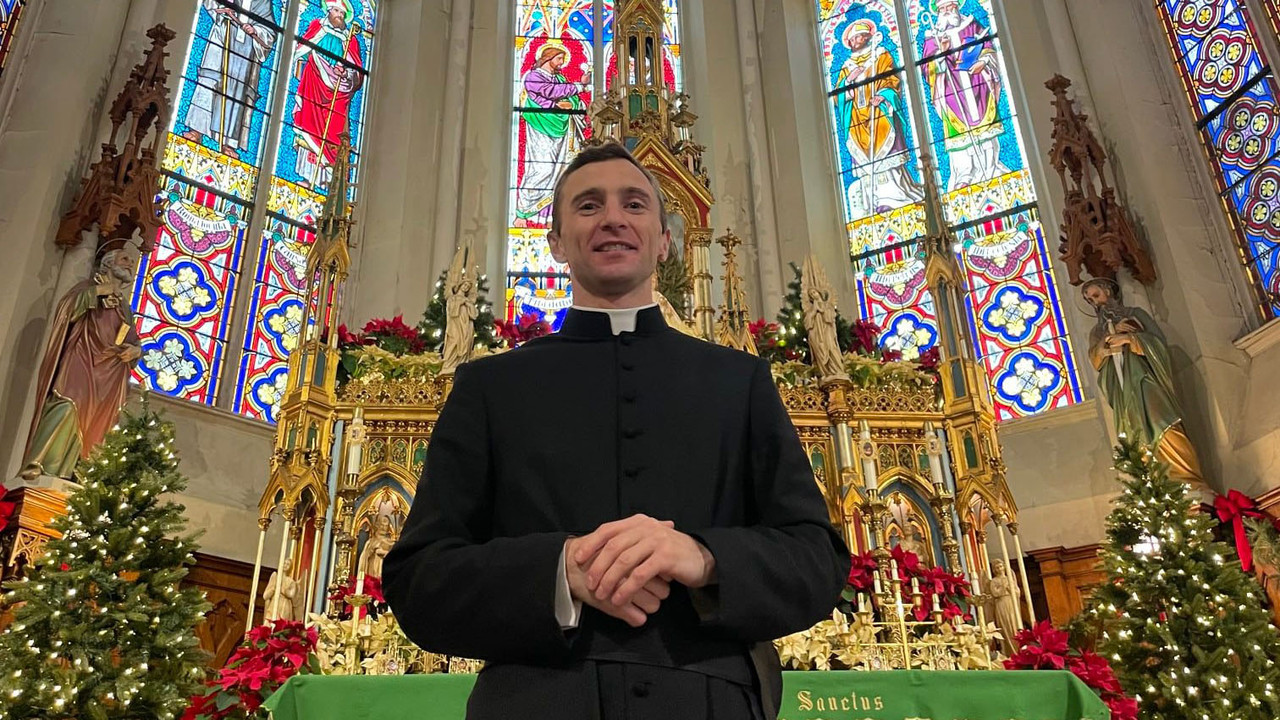 Detroit: The City of Churches backdrop