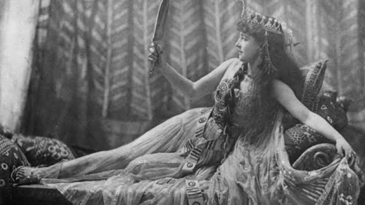 Cleopatra's Tomb backdrop