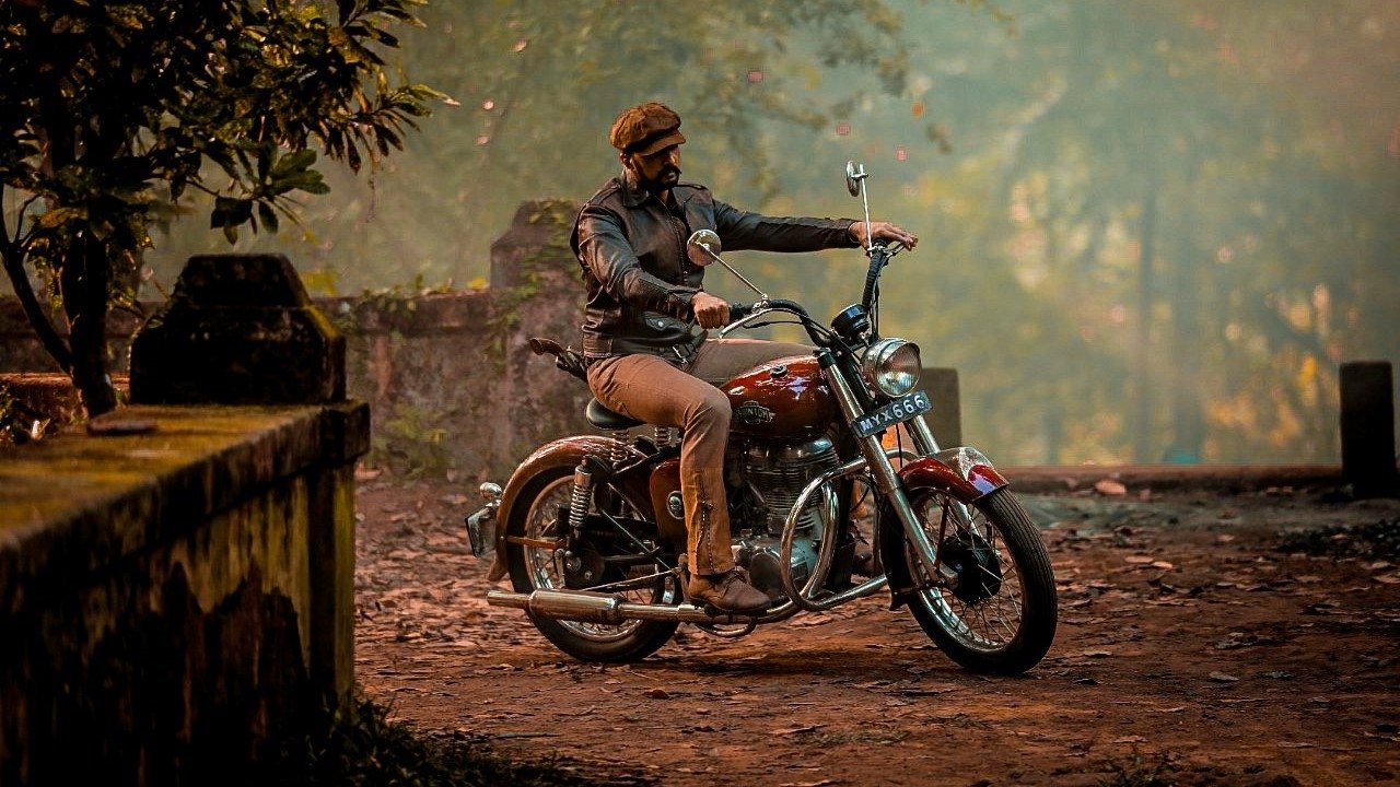 Vikrant Rona backdrop