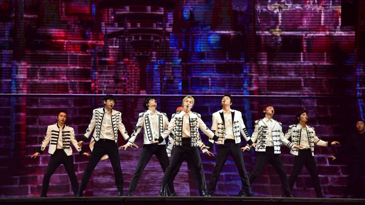 EXO Planet #4 The EℓyXiOn In Japan backdrop