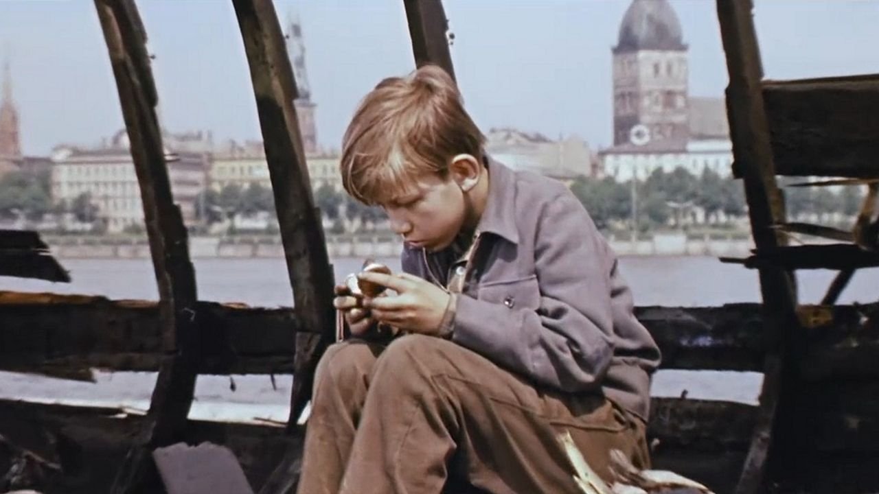 Captain Enrico’s Watch backdrop