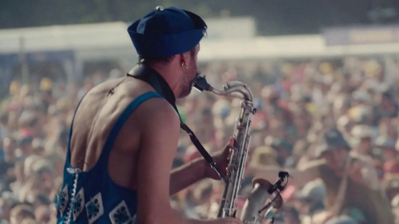 Deluxe en concert aux Vieilles Charrues 2025 backdrop