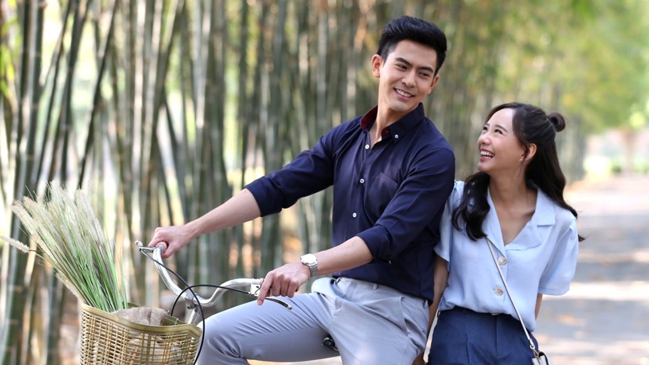 Kwam Song Jum See Jang backdrop