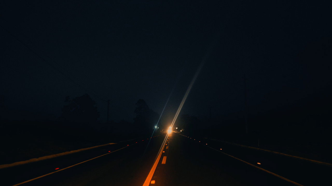 Águas noturnas backdrop