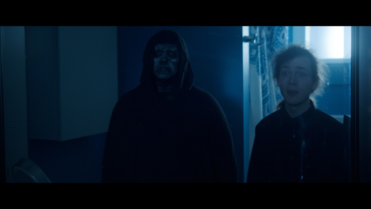 Internalized backdrop