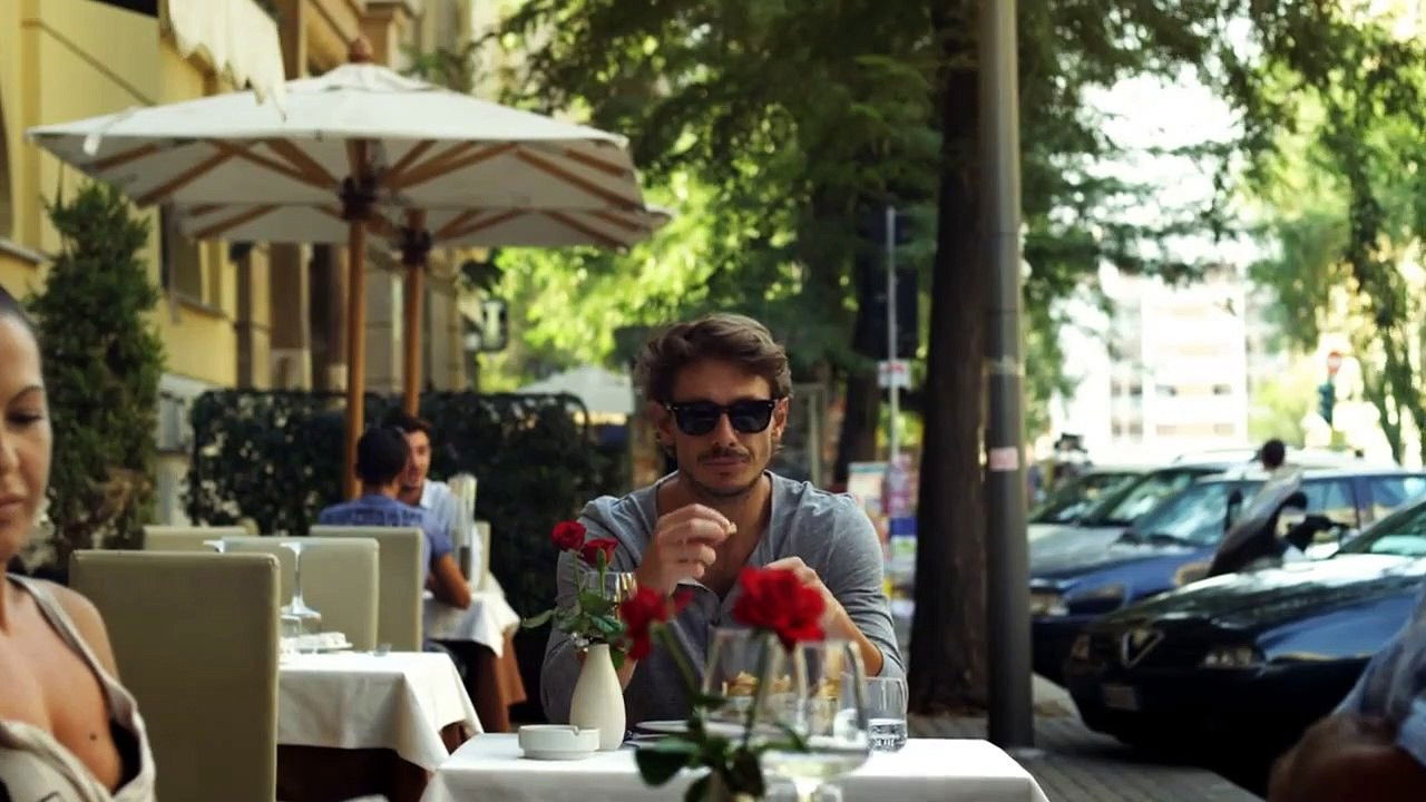 Diario di un maniaco perbene backdrop