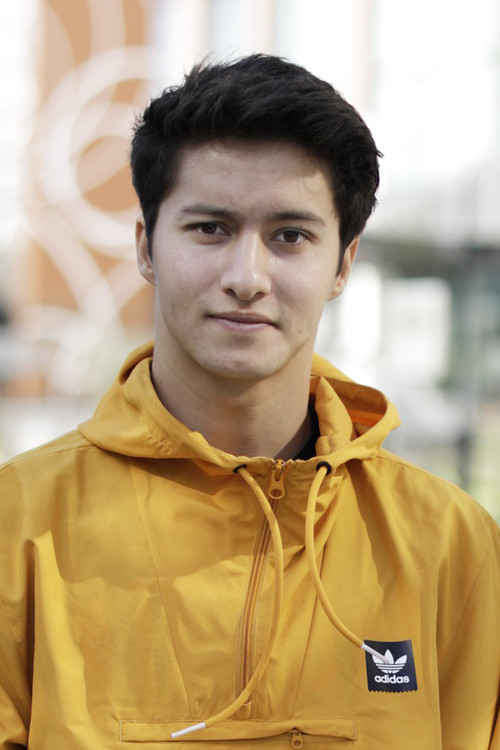 Tony Porucha as Buddy