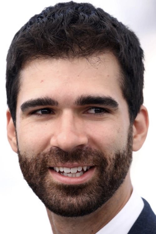 Logan George as Robbie