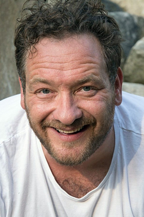 Marcus Jakovljevic as Richter / Staatsanwalt