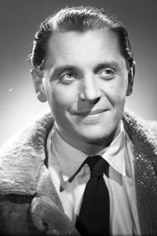 Zdzisław Maklakiewicz as Antoszka