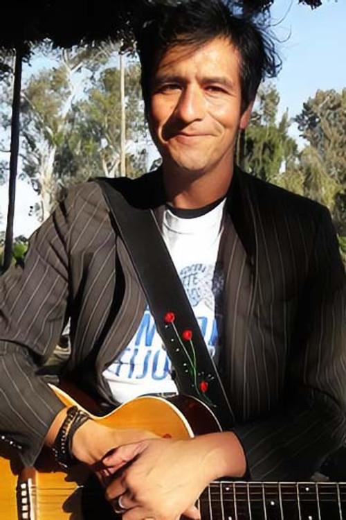 Paco Mufote as Sanguijuela 2