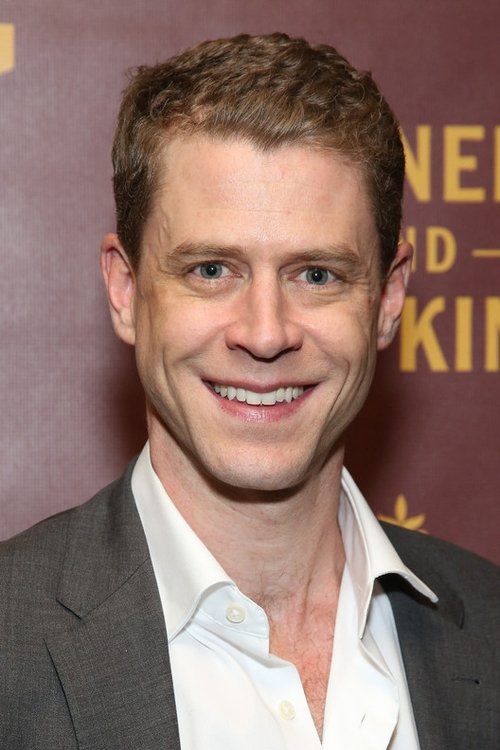 Lucas Hall as Garbage Man