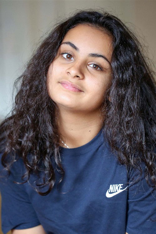 Jade Nuckcheddy as Cassandra