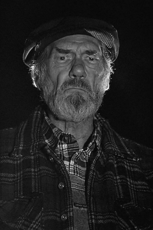 Lloyd Berry as Slim Hall