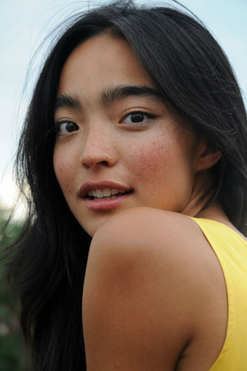 Ayanat Ksenbai as Ulzhan