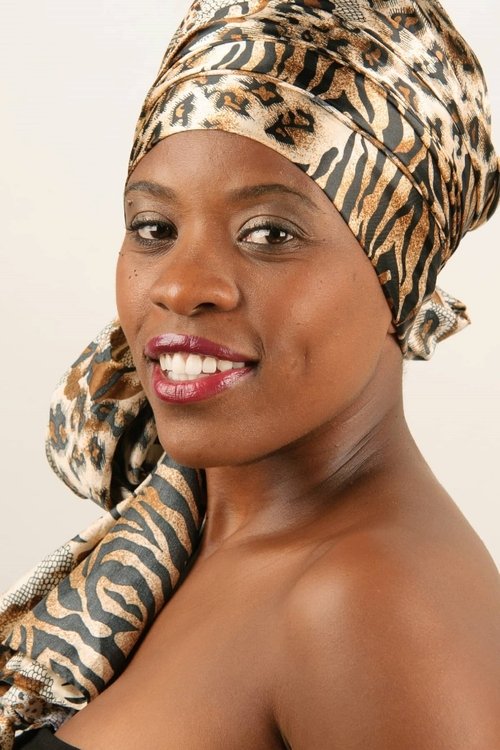 Angela Valentin as Teresa