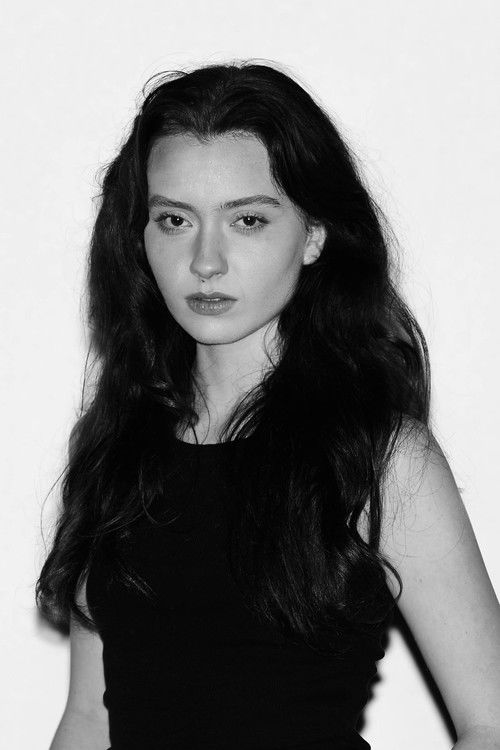 Djinny Johanna Maria Niesten as Clair Luv