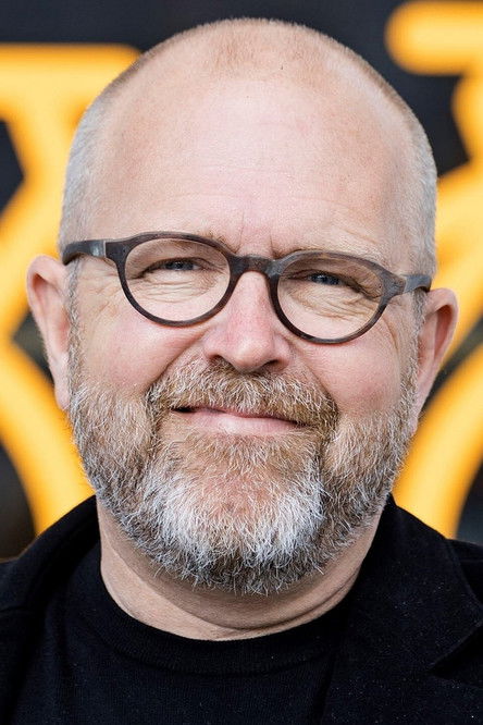 Klaus Bondam as Toastmasteren