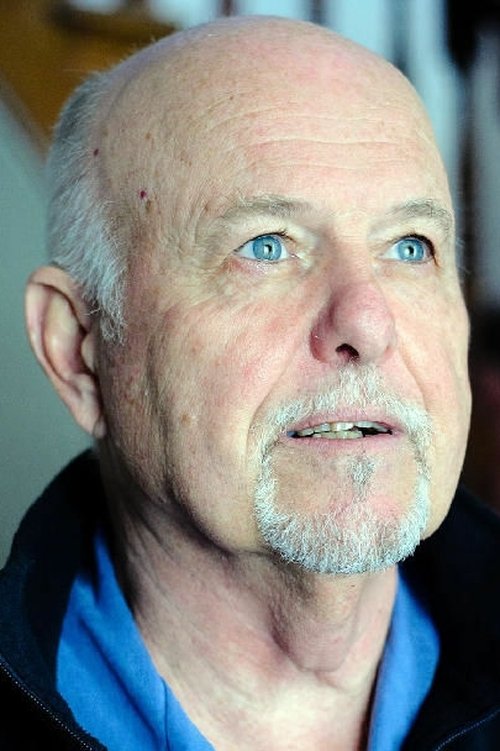 Richard Fitzpatrick as Lieutenant Caldercourt