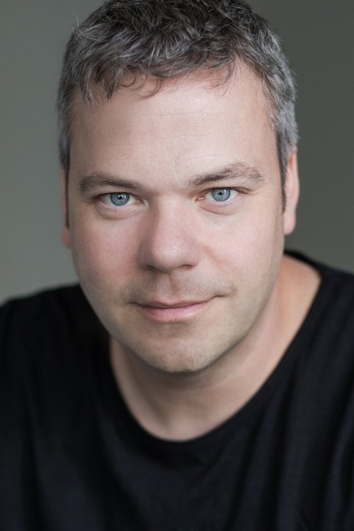 Christian Cardin as Père