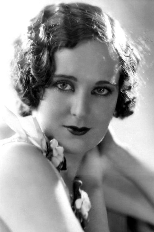 Mary Lawlor as Doris Powell